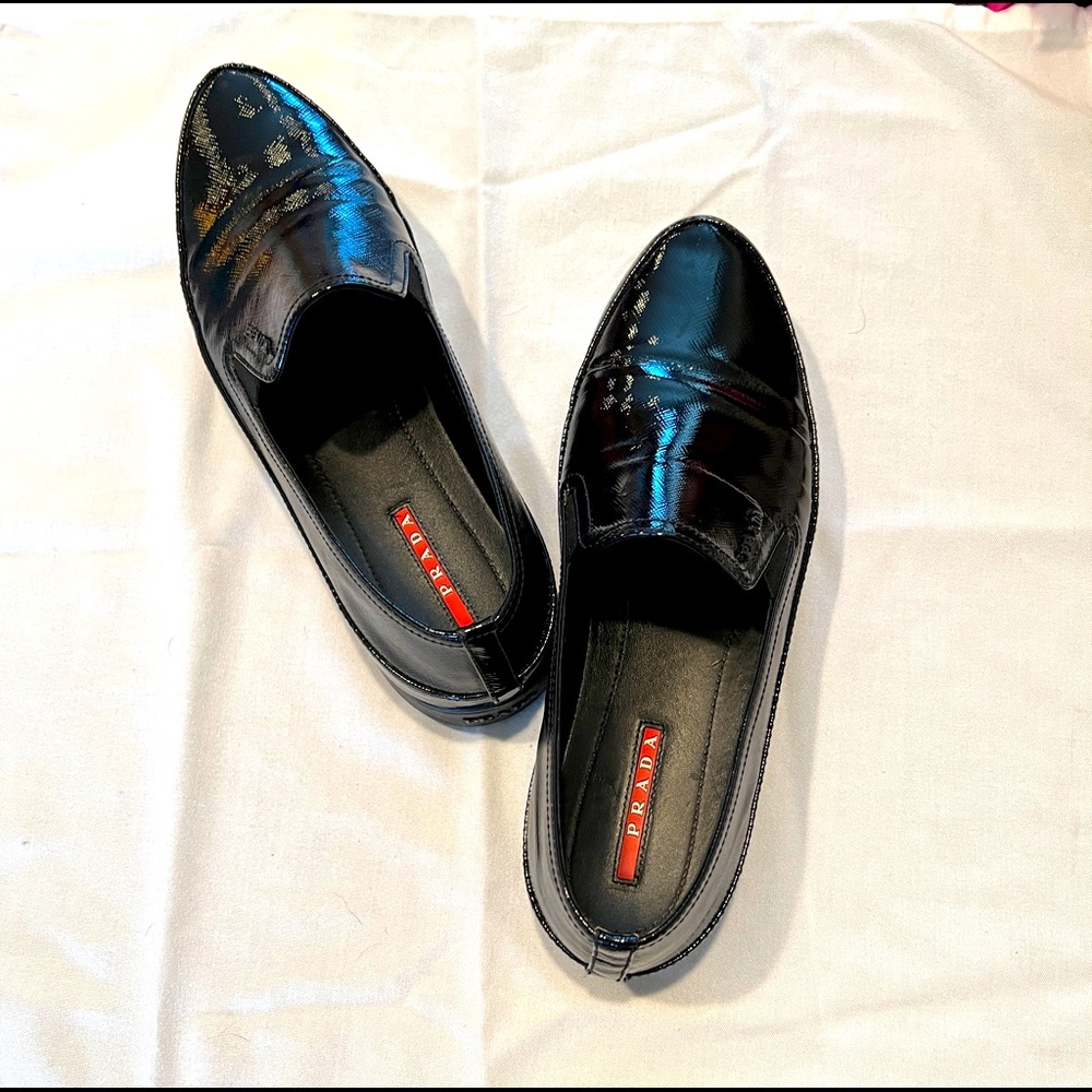 PRADA Women’s Patent Leather Loafers 38